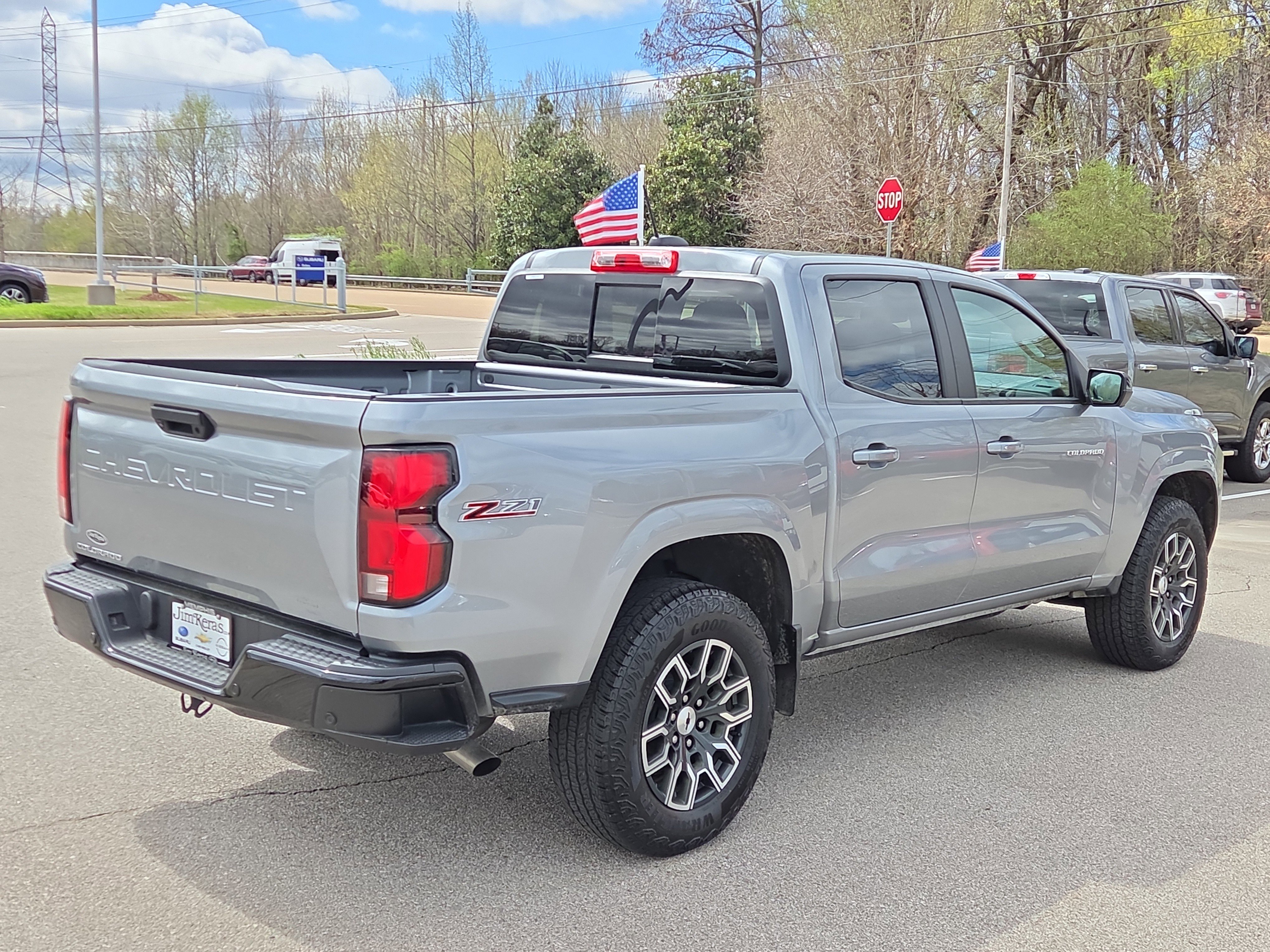 Used 2024 Chevrolet Colorado Z71 w/ Z71 Convenience Package 2 AWD/4WD image 3