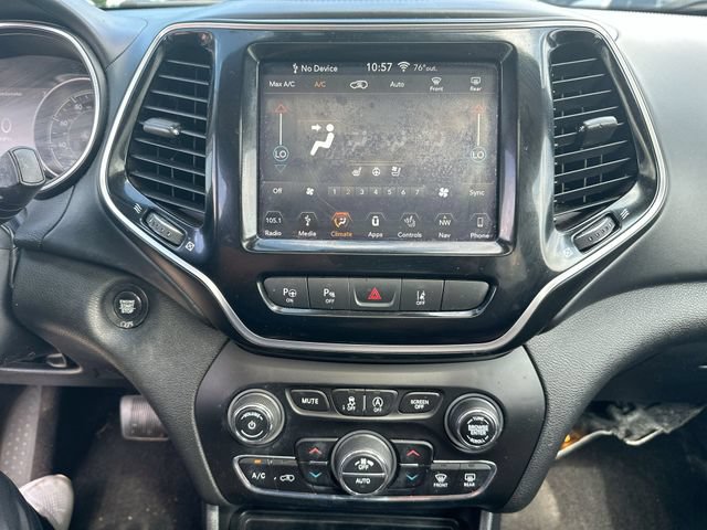 Used 2019 Jeep Cherokee Overland AWD/4WD image 15