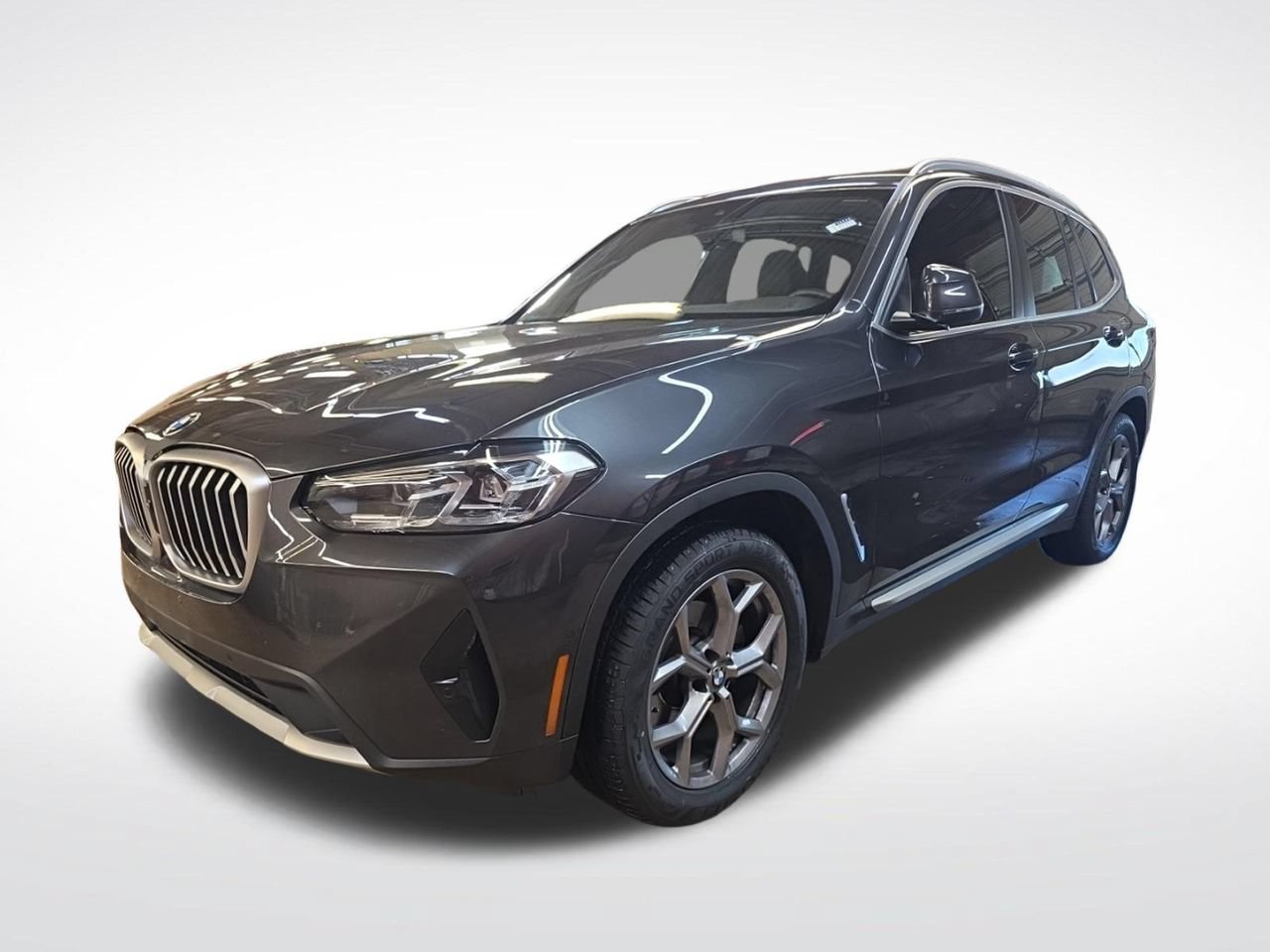 Used 2023 BMW X3 sDrive30i w/ Premium Package RWD image 3