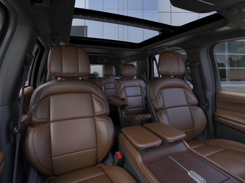 New 2026 Lincoln Navigator Reserve AWD/4WD image 32
