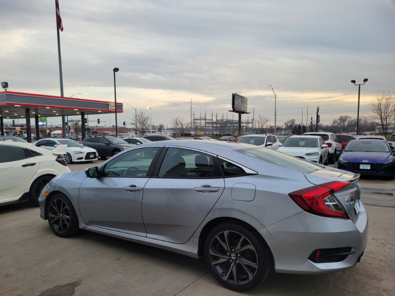 Used 2019 Honda Civic Sport image 5
