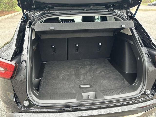 Used 2024 Chevrolet Trax ACTIV w/ Driver Confidence Package FWD image 17