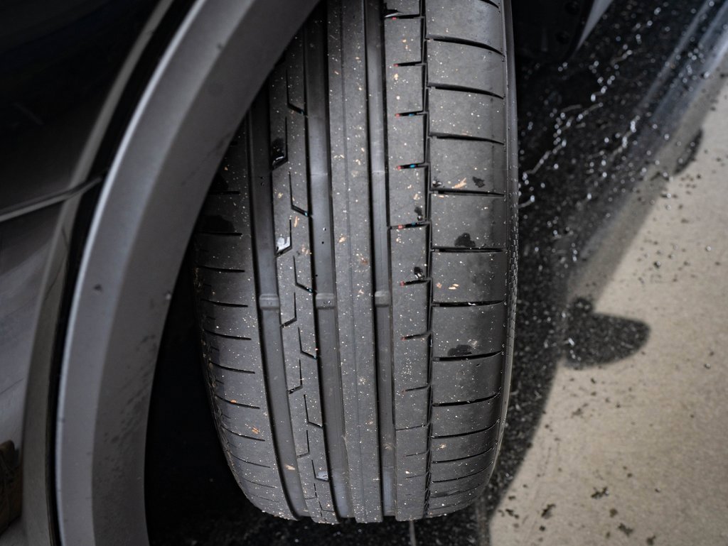 Certified 2022 Mercedes-Benz GLB 35 AMG 4MATIC image 39