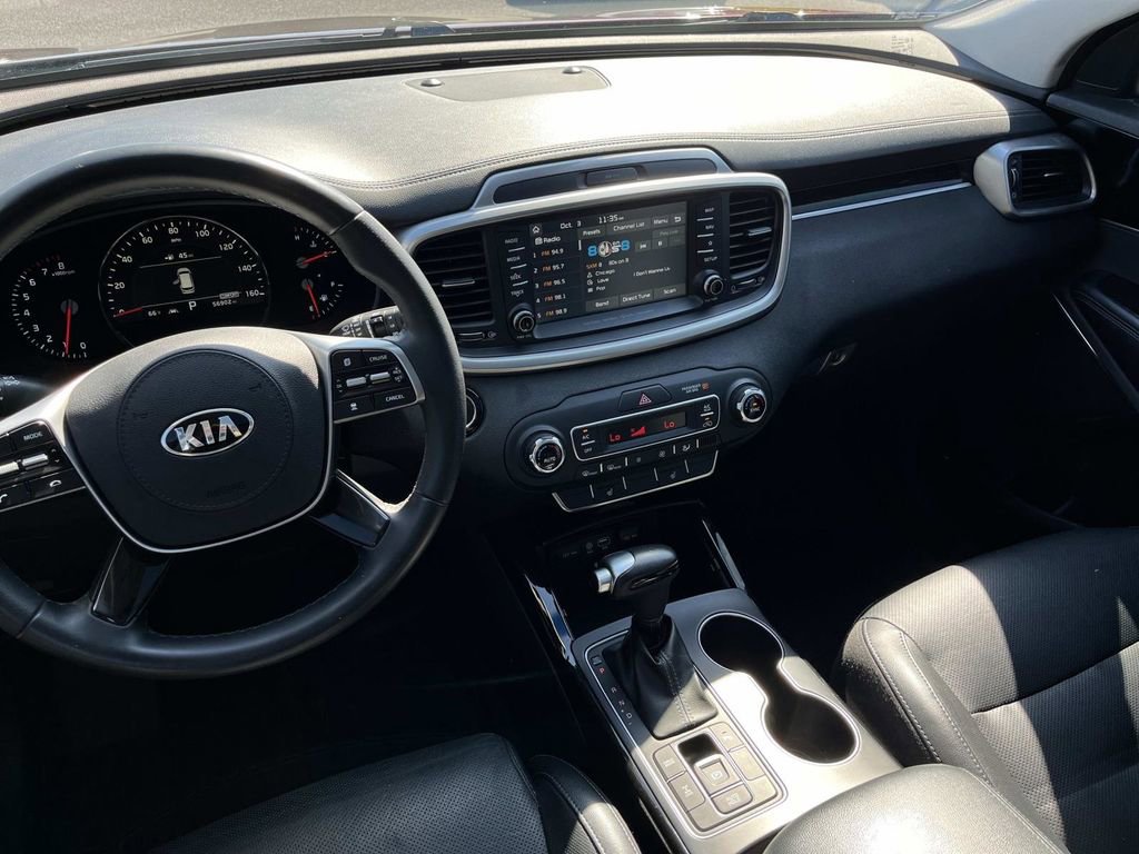 Used 2019 Kia Sorento SX image 13