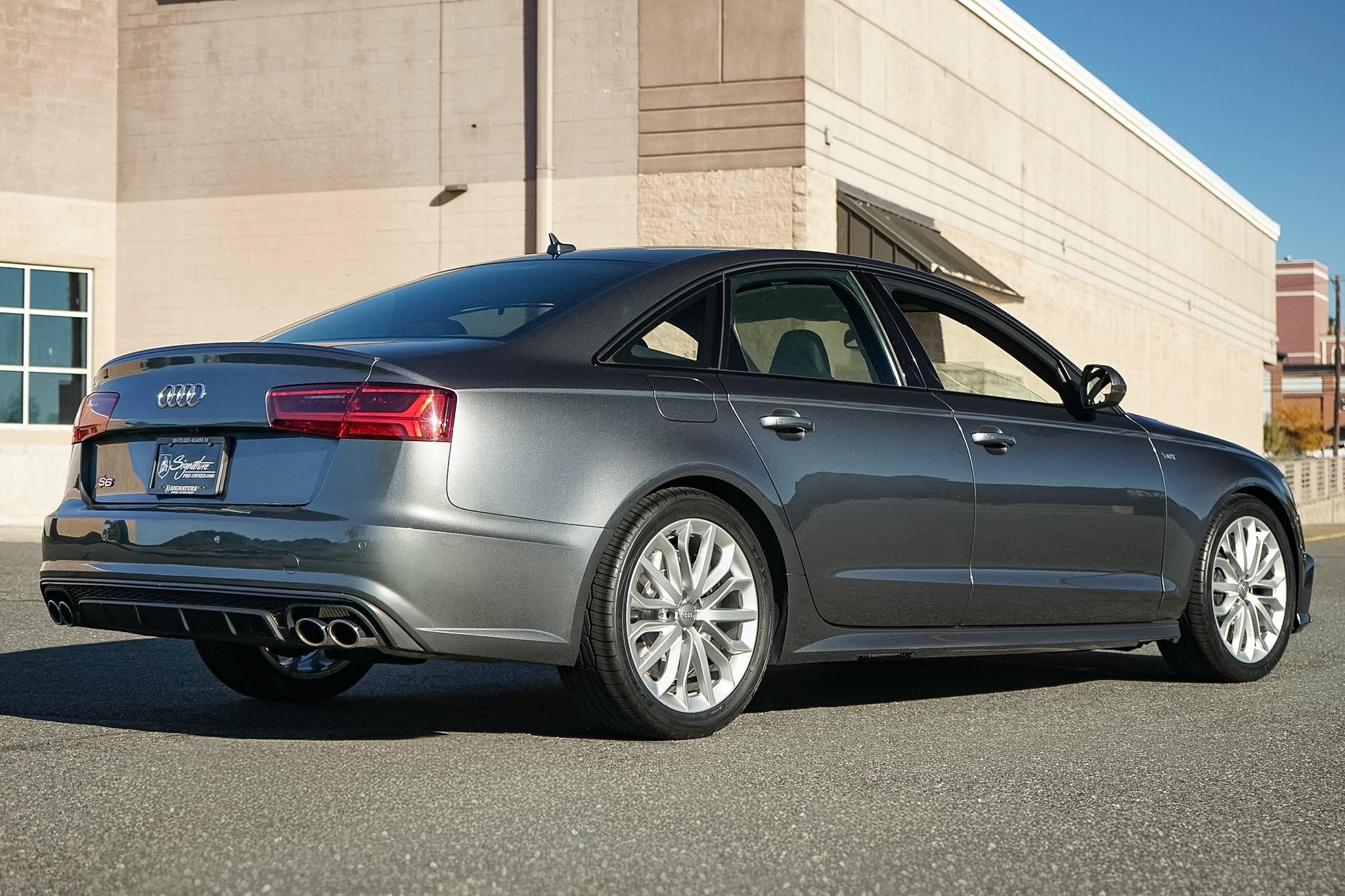 Used 2018 Audi S6 Prestige w/ Prestige Package AWD/4WD image 4