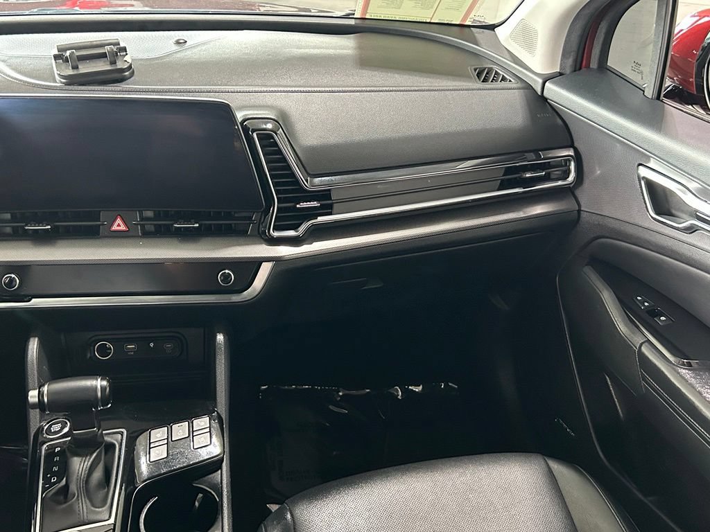 Used 2024 Kia Sportage SX FWD image 11