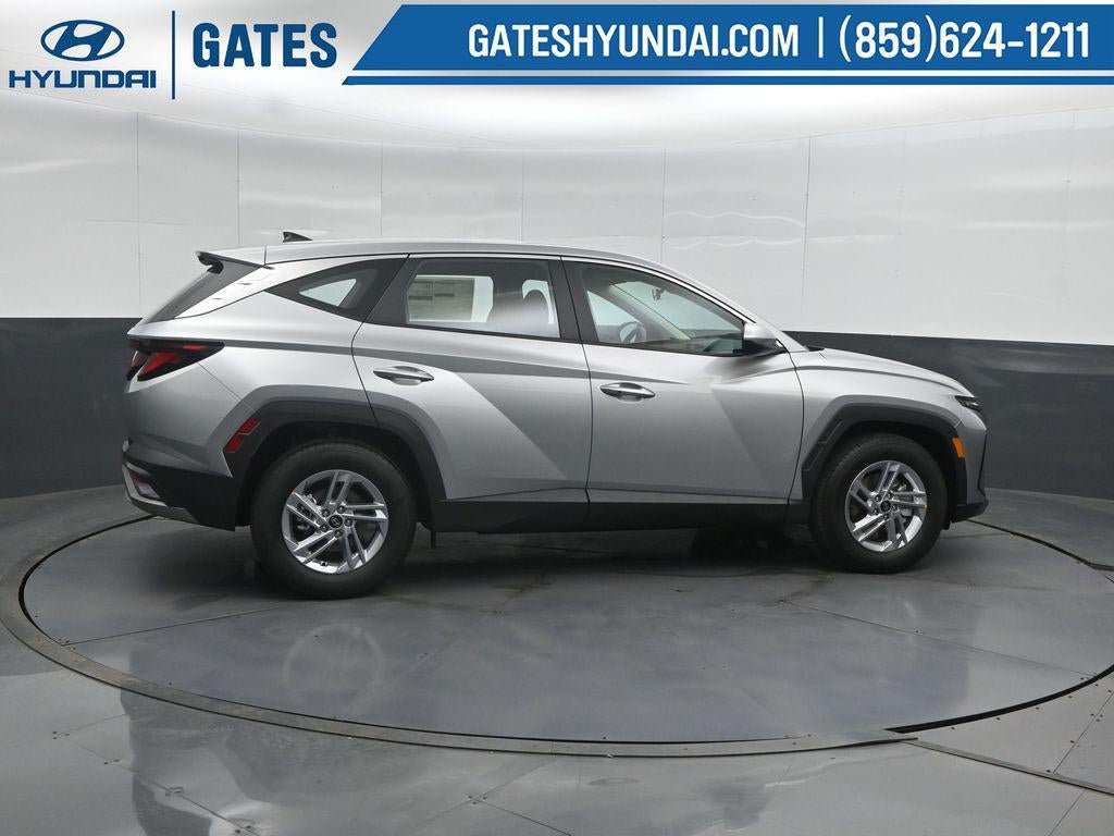 New 2026 Hyundai Tucson SE FWD image 3