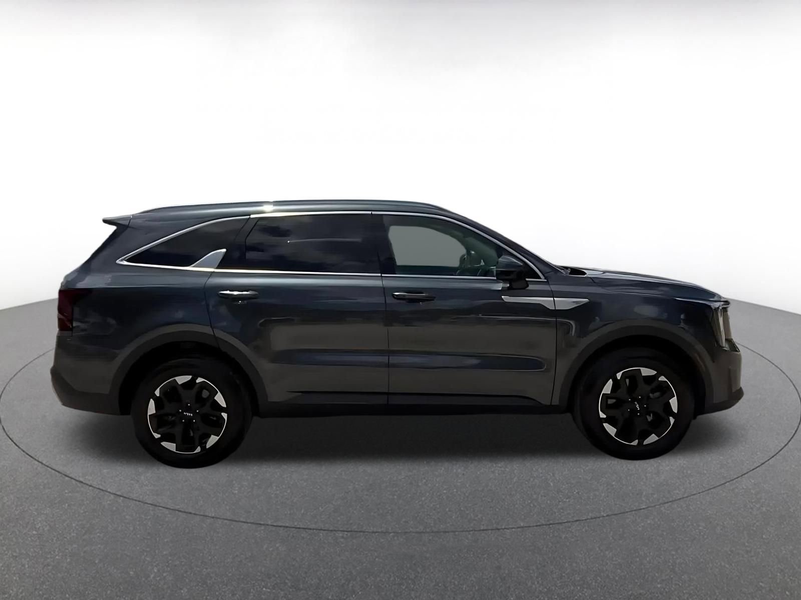 Used 2024 Kia Sorento S AWD/4WD image 15