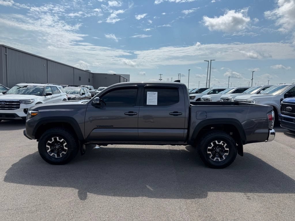 Used 2021 Toyota Tacoma TRD Off-Road AWD/4WD image 36