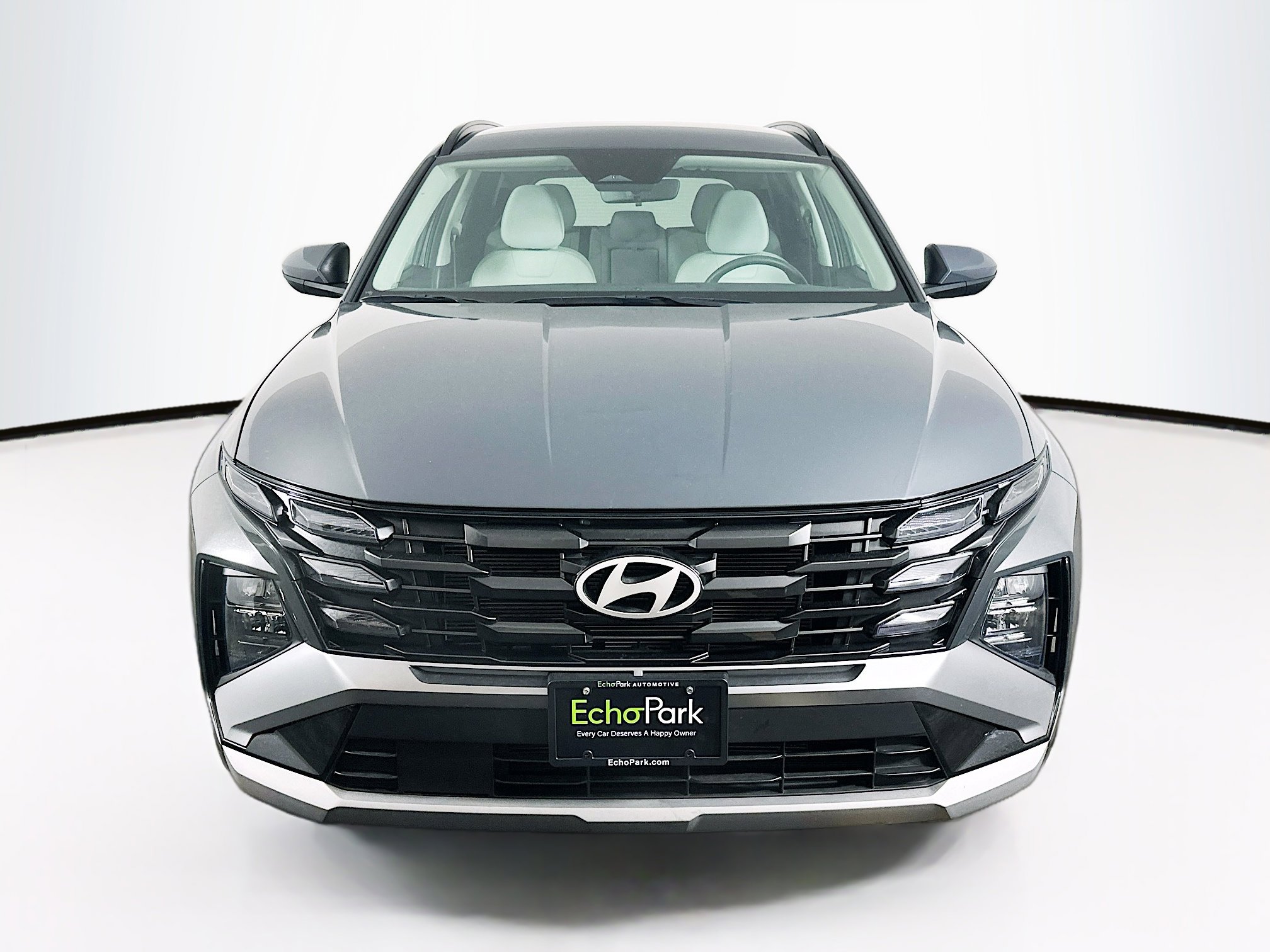 Used 2025 Hyundai Tucson SEL FWD image 2