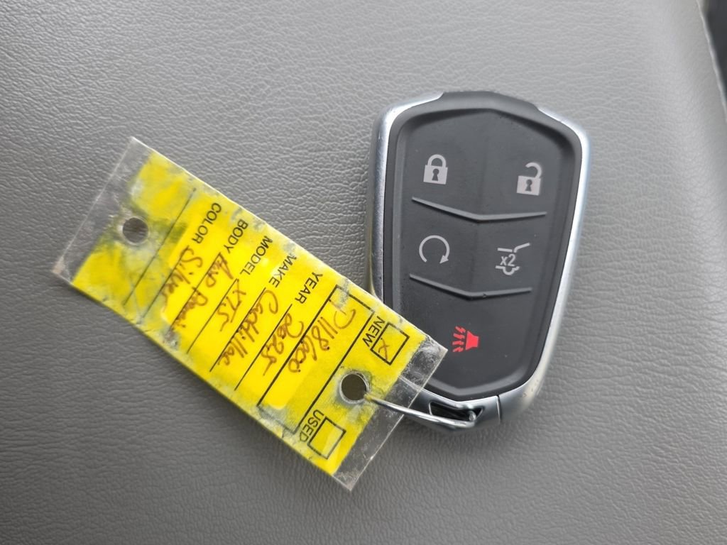 Used 2025 Cadillac XT5 Premium Luxury image 22