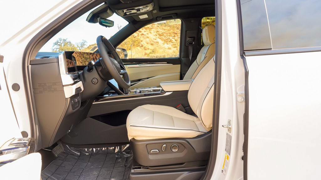 New 2026 Cadillac Escalade Sport AWD/4WD image 14
