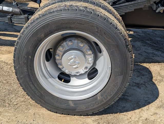 New 2026 RAM 5500 Tradesman w/ Chrome Appearance Group AWD/4WD image 8