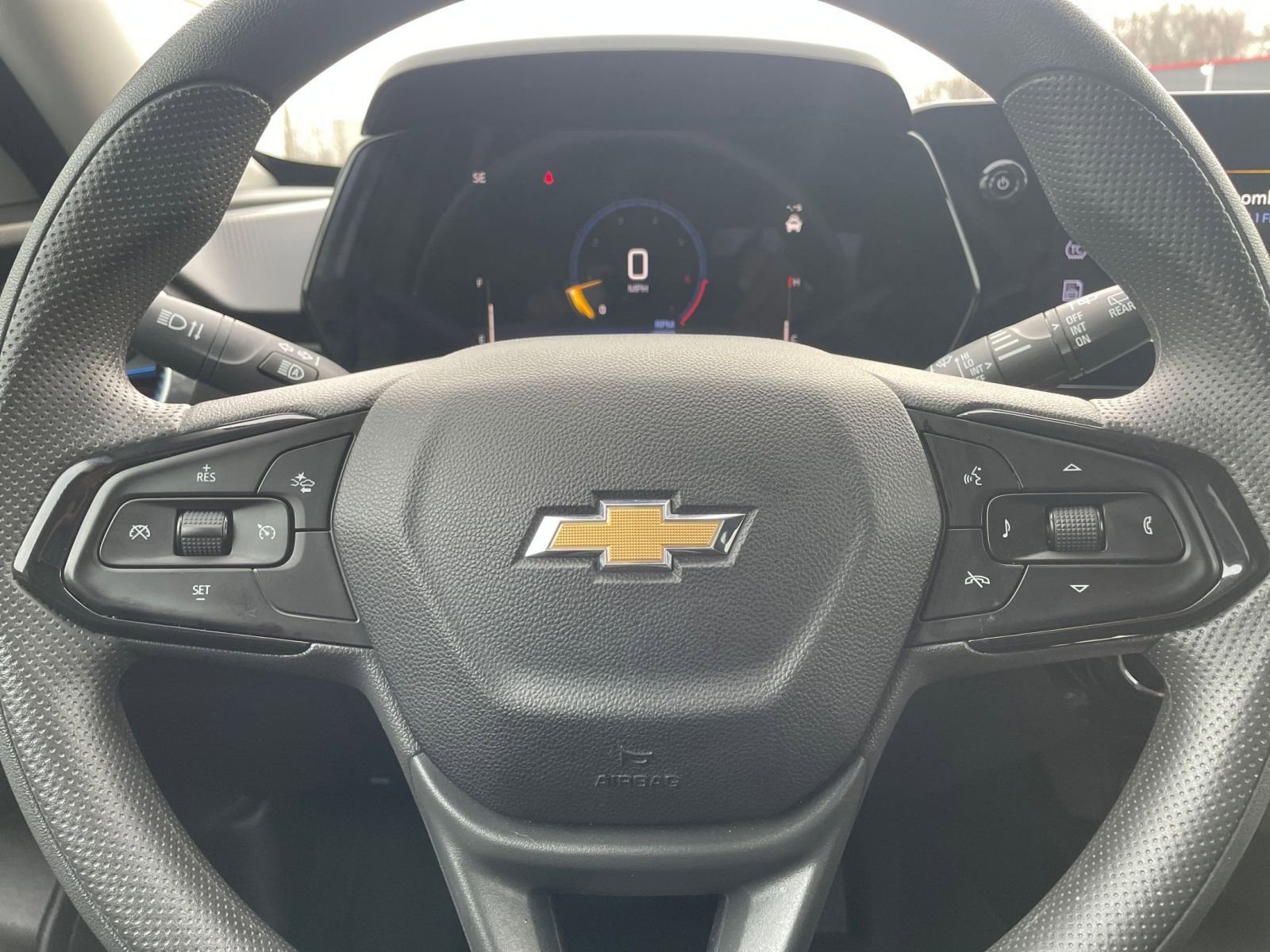 Used 2025 Chevrolet Trax LT image 25