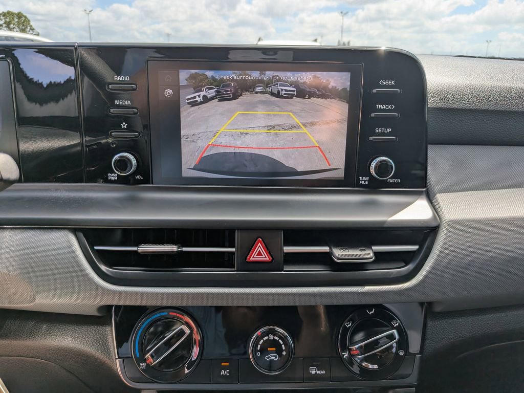 Certified 2025 Kia Seltos LX AWD/4WD image 23