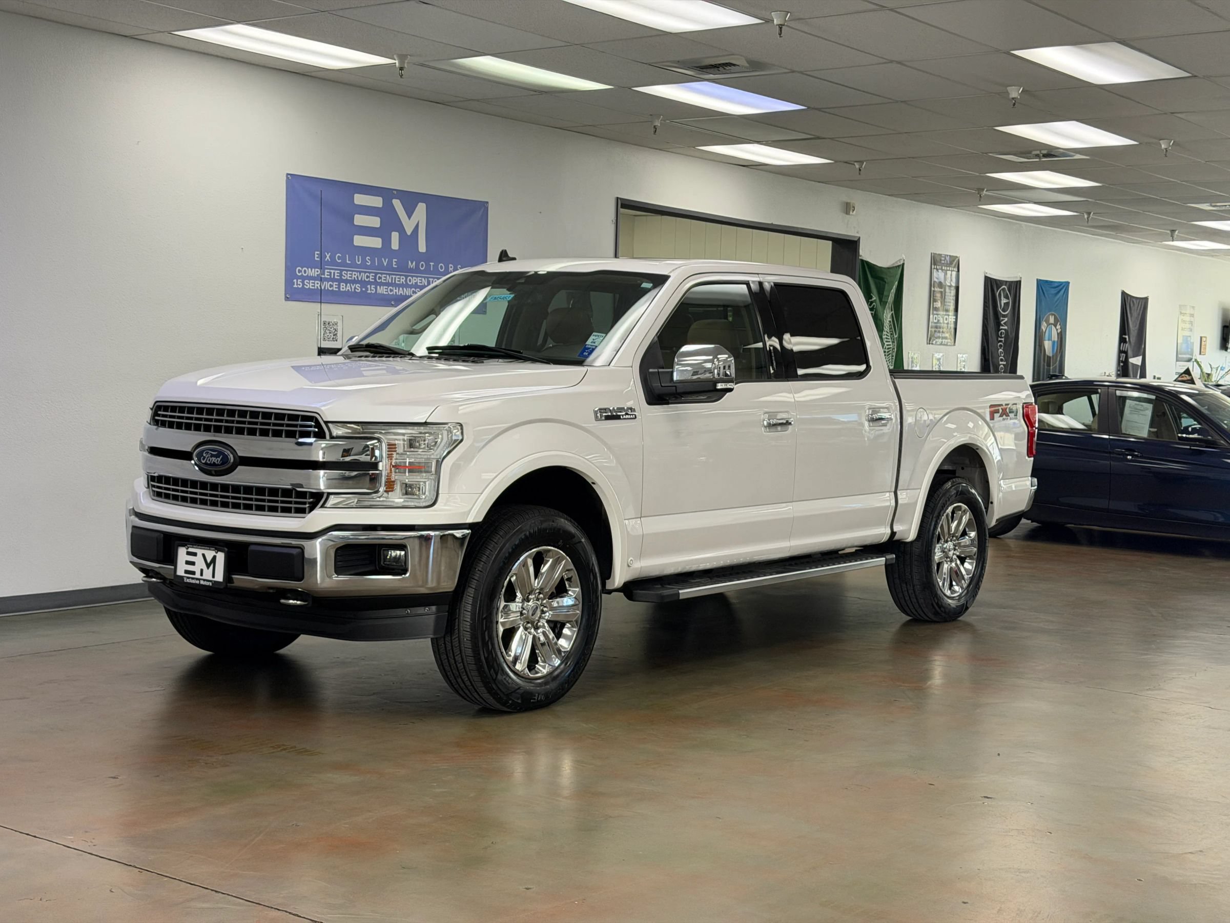 Used 2019 Ford F150 Lariat w/ Equipment Group 502A Luxury AWD/4WD image 15