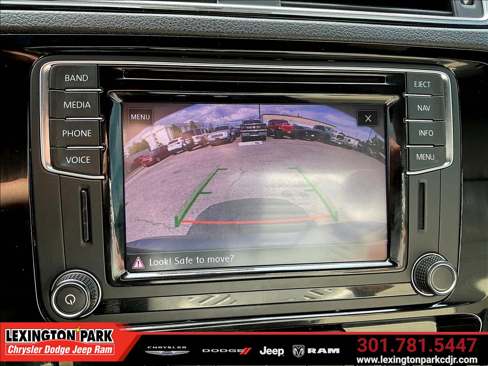 Used 2017 Volkswagen Jetta Sport FWD image 14