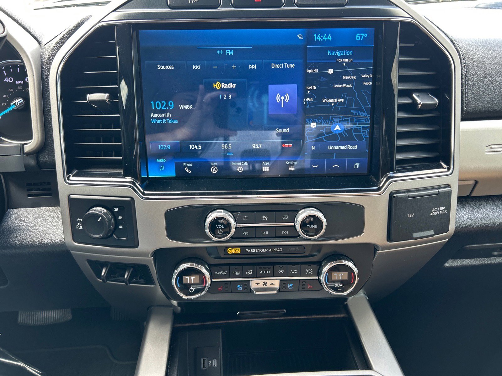 Certified 2022 Ford F350 Lariat w/ Lariat Value Package AWD/4WD image 26