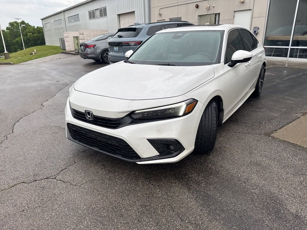Used 2023 Honda Civic Touring image 4