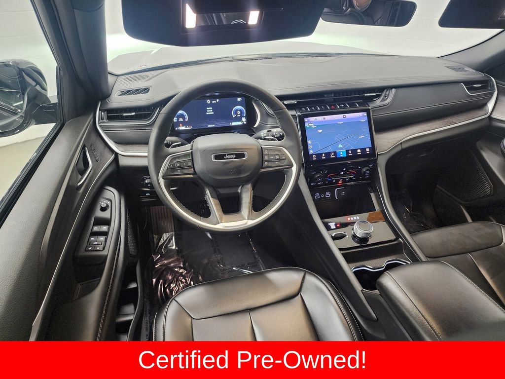 Certified 2025 Jeep Grand Cherokee Limited AWD/4WD image 29