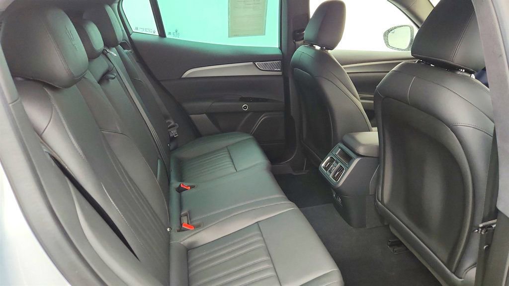 Used 2023 Maserati Grecale GT image 24