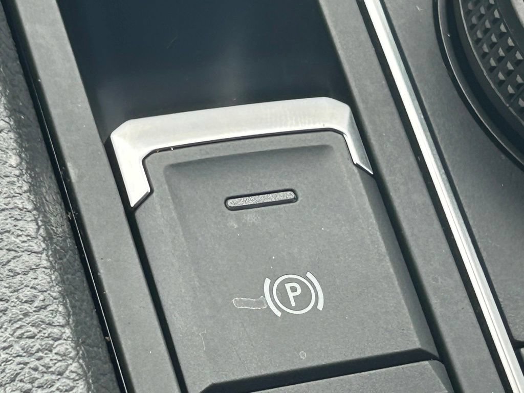 Certified 2022 Volkswagen Atlas SEL Premium AWD/4WD image 59