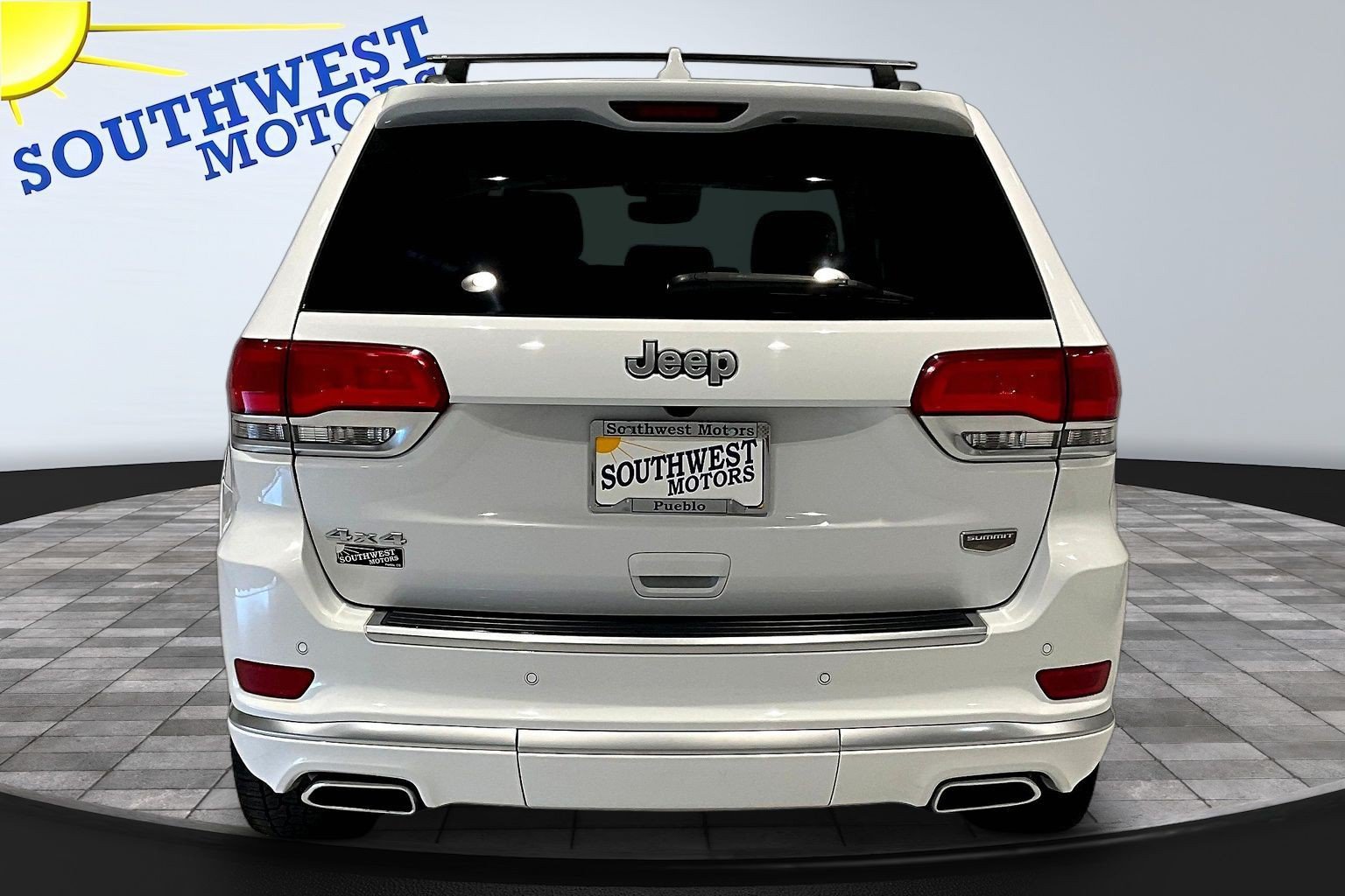 Used 2018 Jeep Grand Cherokee Summit w/ Platinum Series Group AWD/4WD image 6