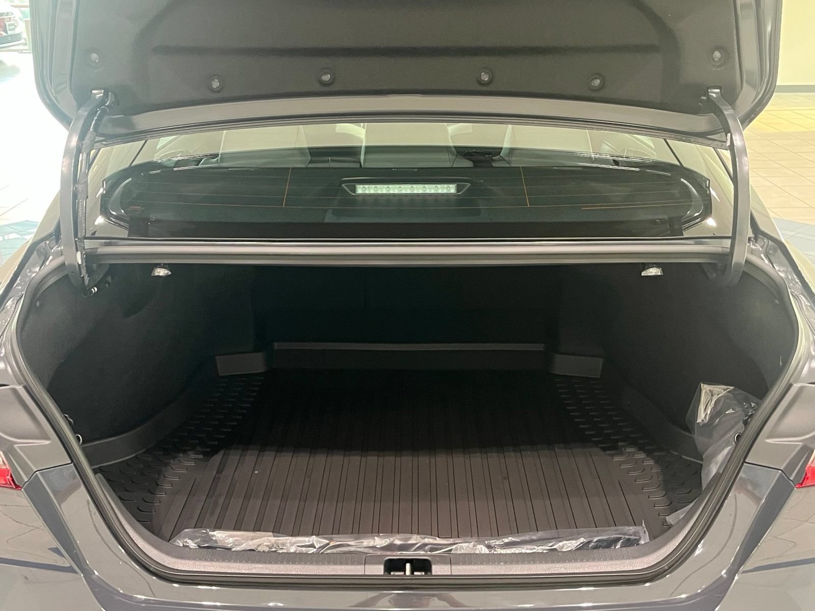 New 2026 Toyota Camry SE FWD image 9