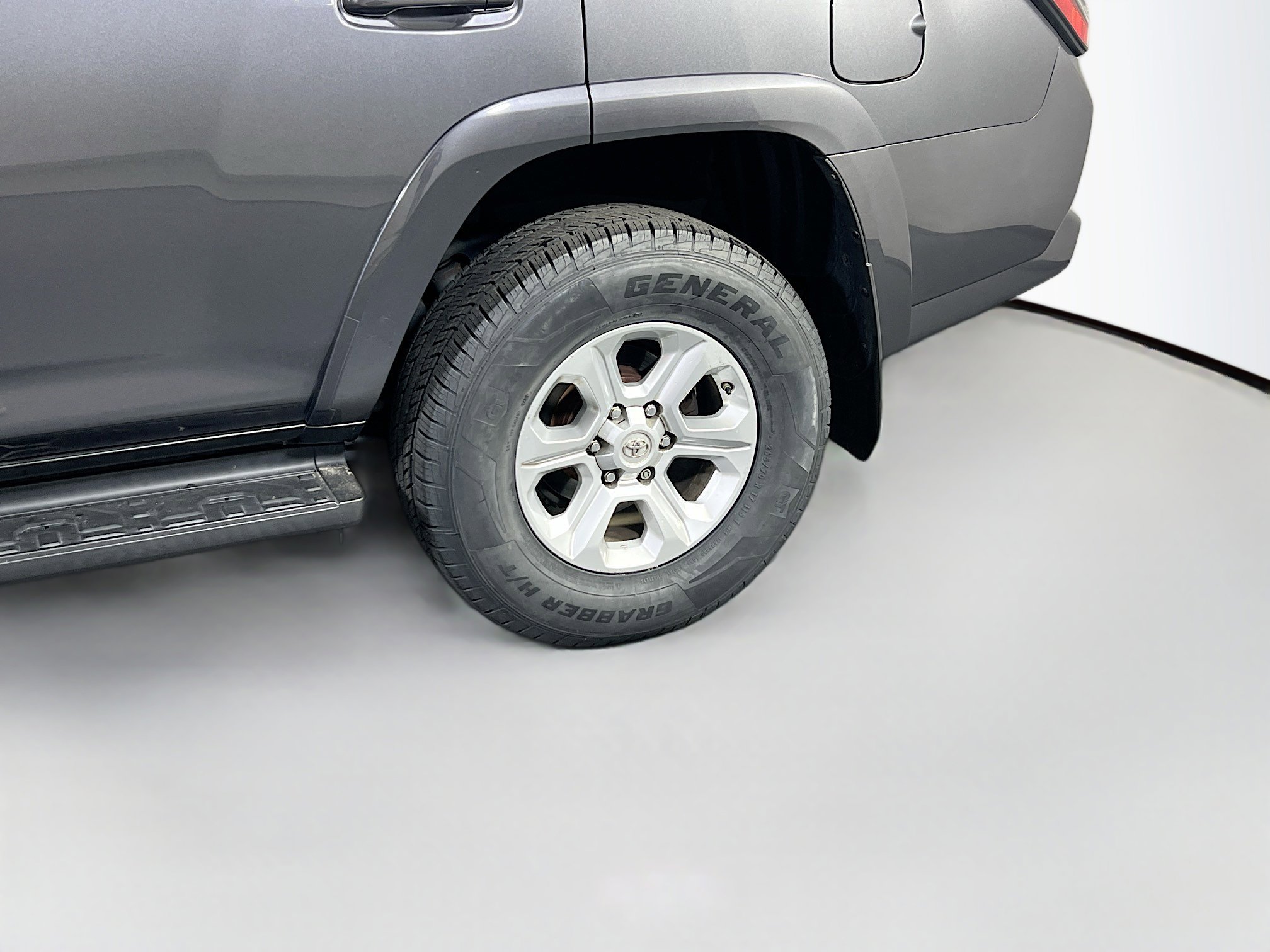 Used 2020 Toyota 4Runner SR5 Premium image 30