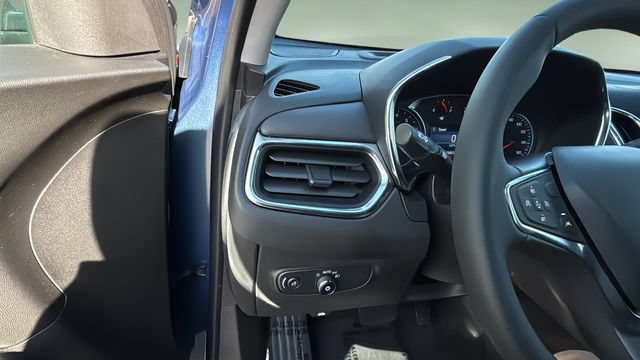 Used 2024 Chevrolet Equinox LT FWD image 21