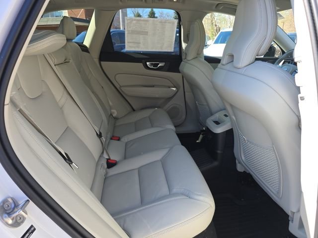 New 2026 Volvo XC60 T8 Ultra w/ Protection Package Premier image 16