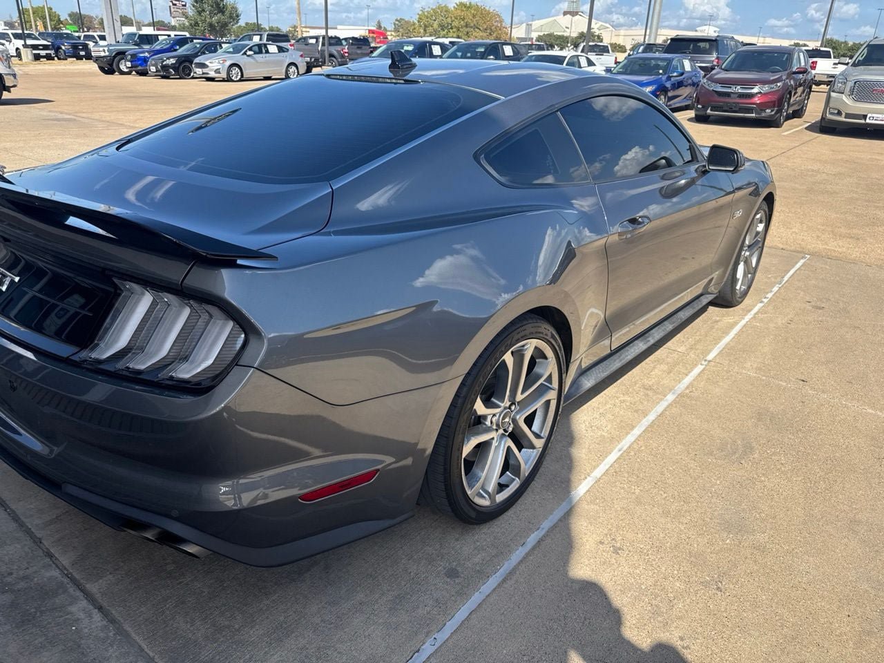 Used 2022 Ford Mustang GT Premium w/ Equipment Group 401A RWD image 5