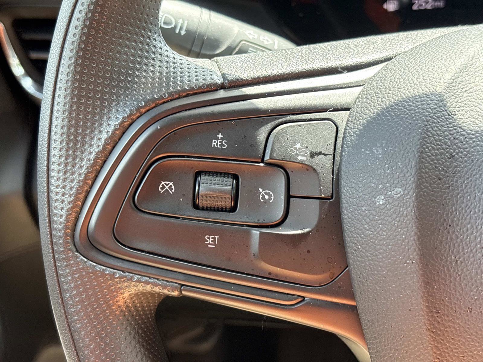 Certified 2025 Buick Envista Preferred w/ Convenience II Package FWD image 15