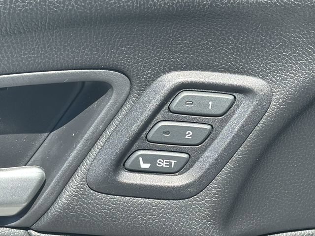 Used 2015 Honda Crosstour EX-L image 16