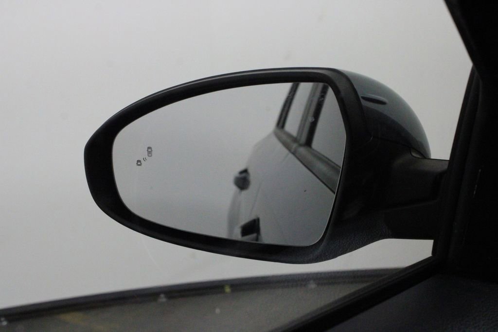 Used 2023 Kia Forte LXS w/ LXS Technology Package image 36