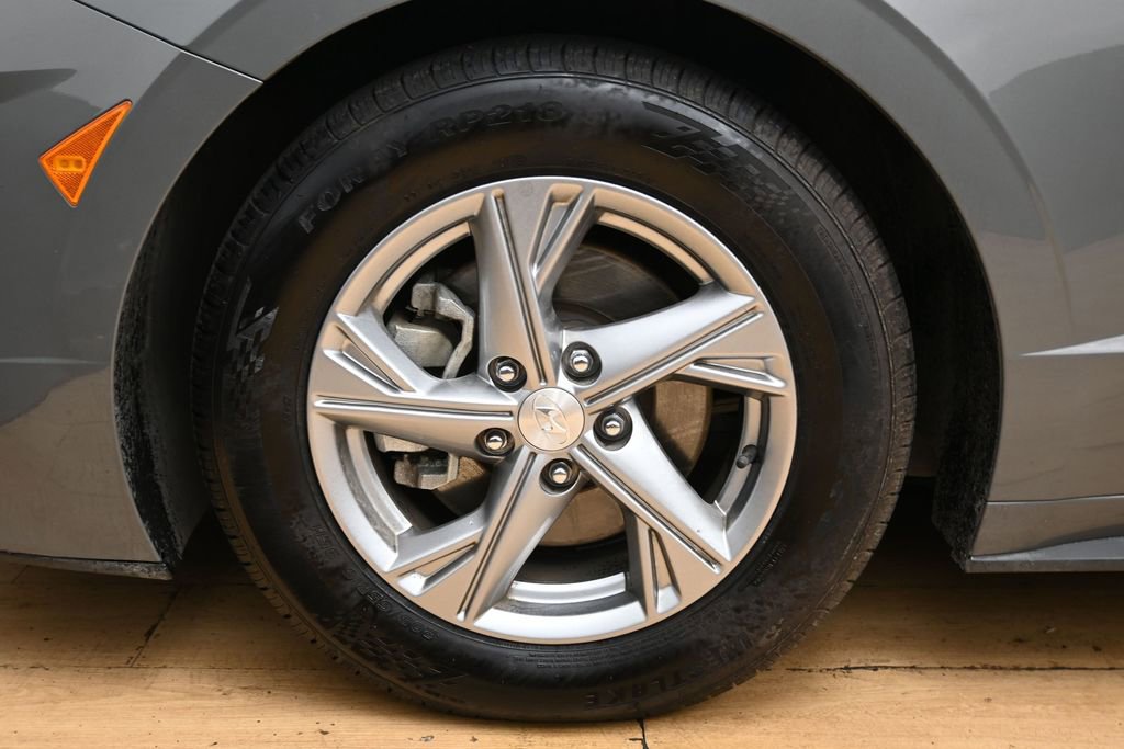Used 2022 Hyundai Sonata SE w/ Cargo Package FWD image 11