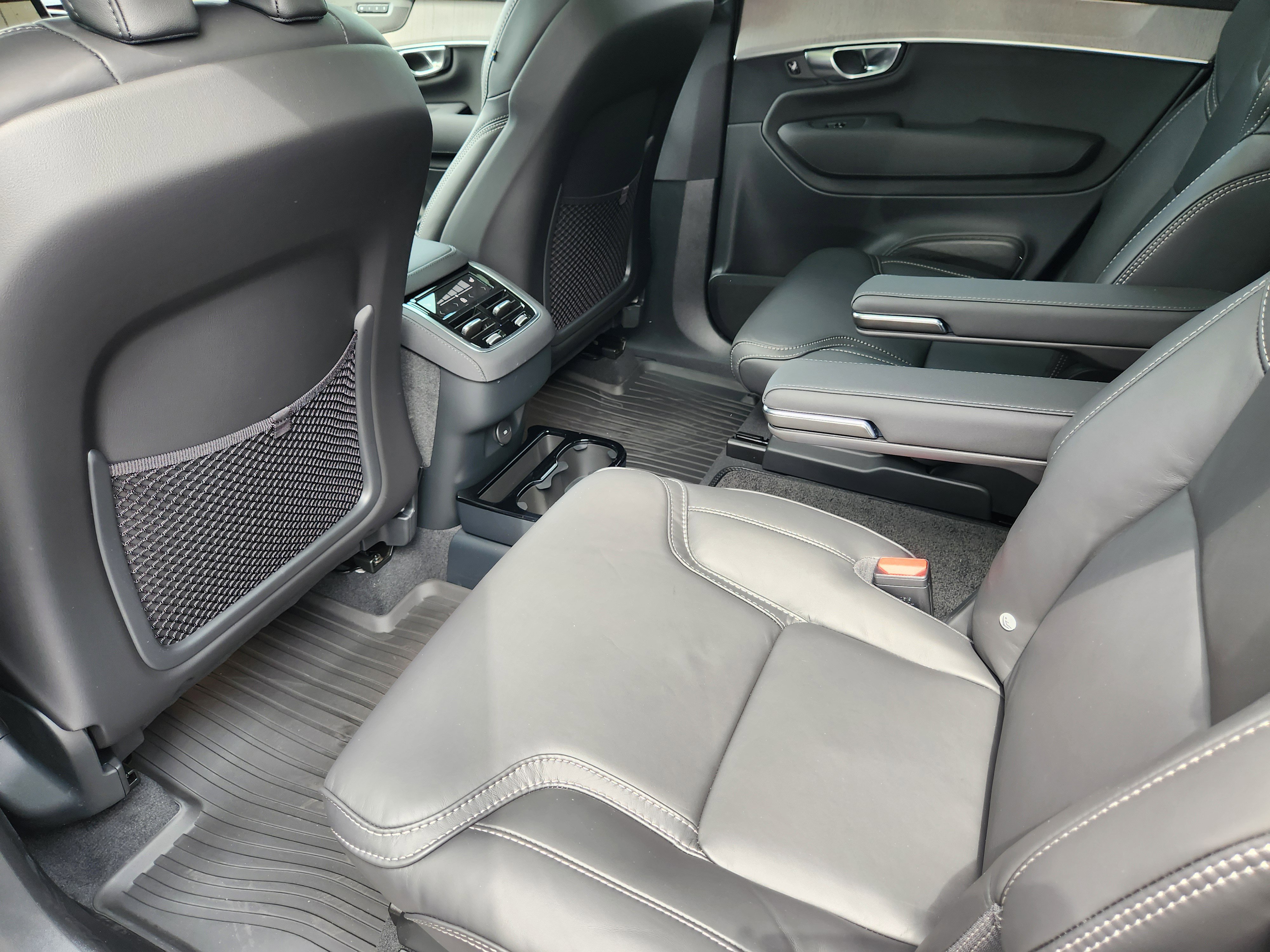 Used 2026 Volvo XC90 B5 Ultra w/ Protection Package Premier AWD/4WD image 27