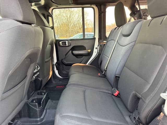 Used 2018 Jeep Wrangler Unlimited Sport S image 11