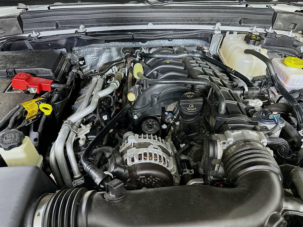 Used 2024 Jeep Wrangler Unlimited Sport AWD/4WD image 9