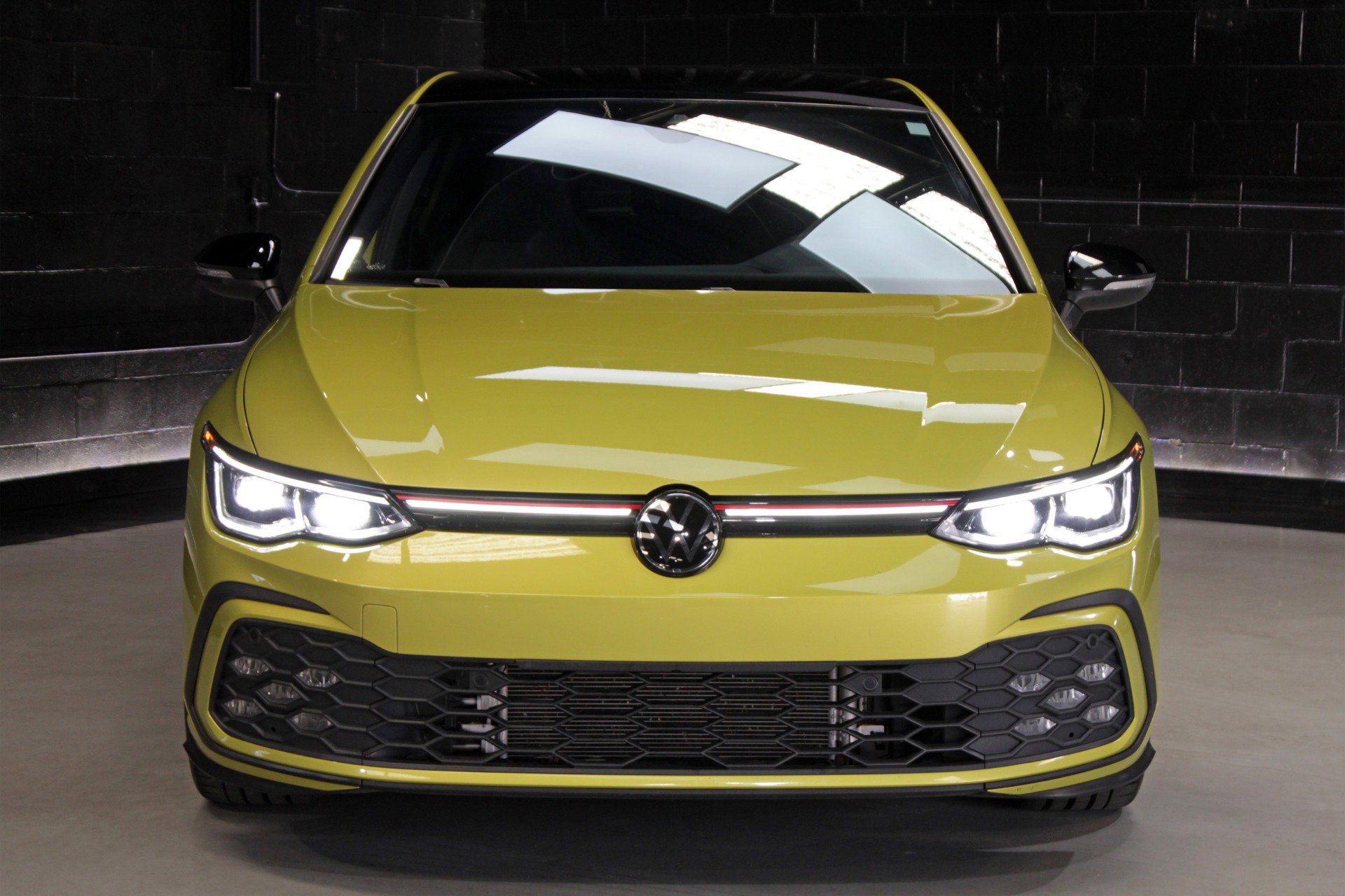 Used 2023 Volkswagen GTI 40th Anniversary Edition FWD image 6