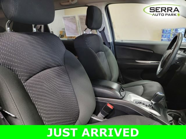 Used 2019 Dodge Journey SE image 16