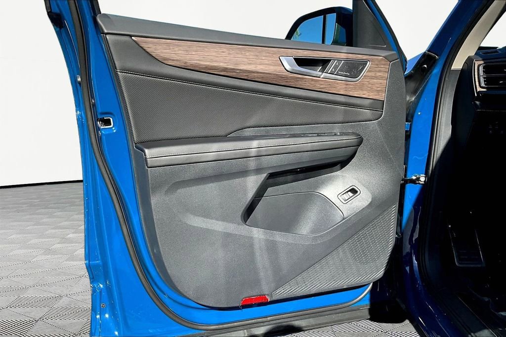 New 2026 Volkswagen Atlas SEL Premium R-Line image 21