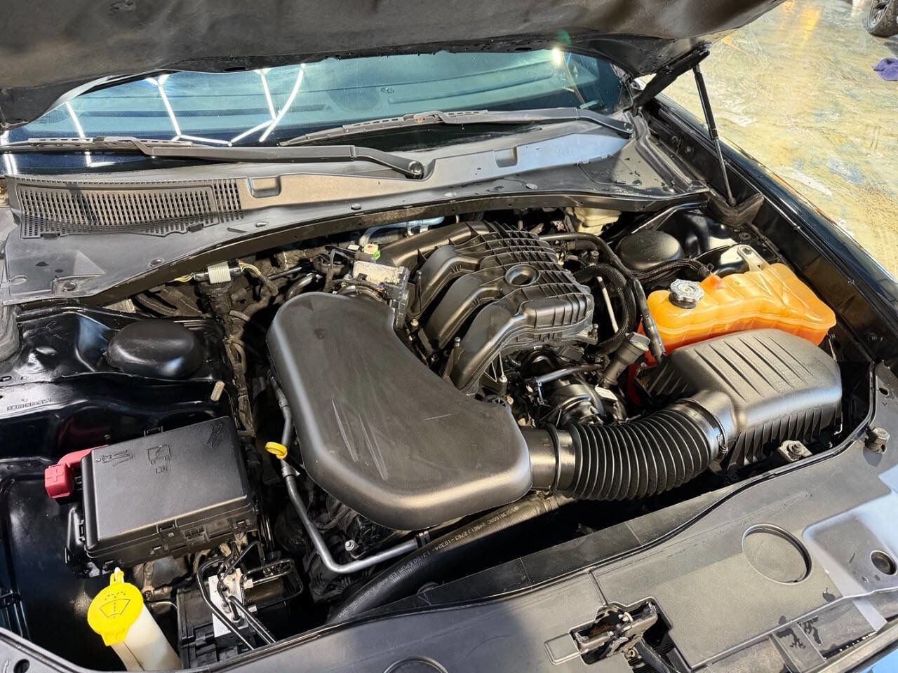 Used 2014 Dodge Charger SXT image 26