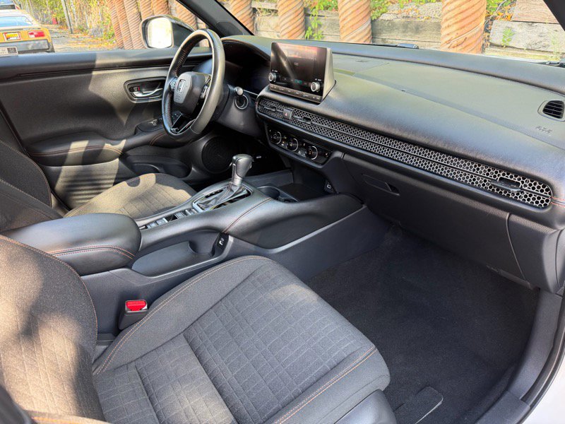 Used 2023 Honda HR-V Sport image 18