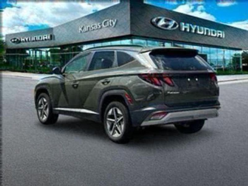 Certified 2025 Hyundai Tucson SEL image 5