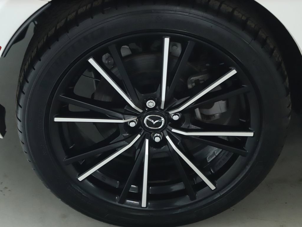 Used 2024 MAZDA MX-5 Miata Grand Touring image 12