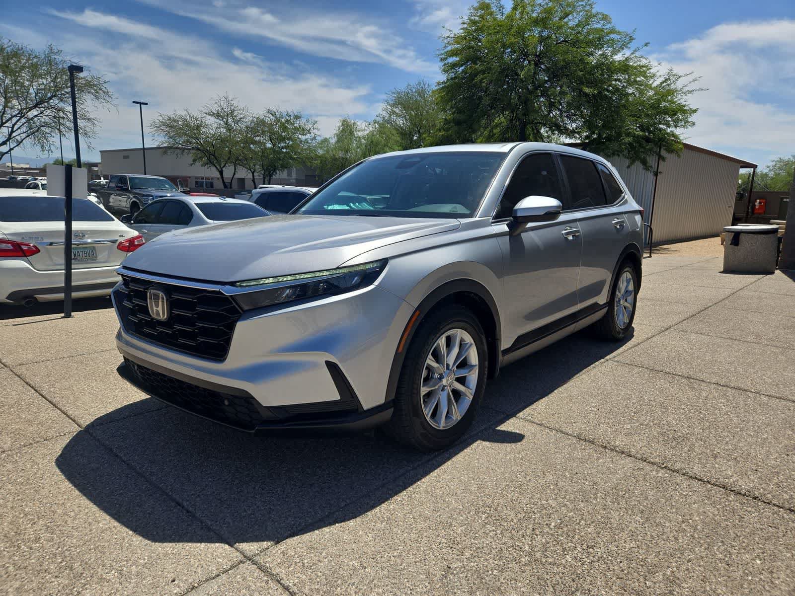 Used 2025 Honda CR-V EX-L image 4