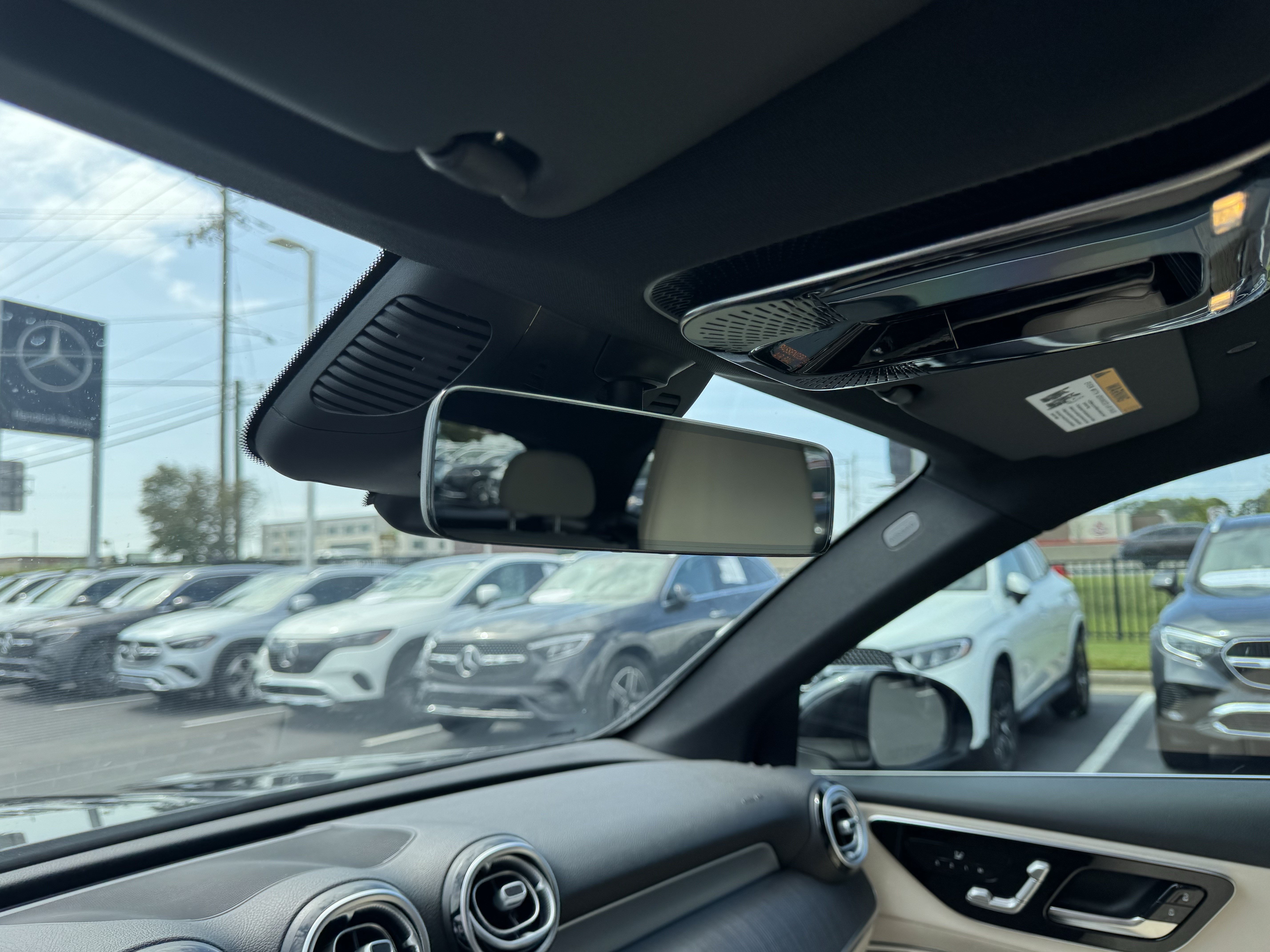 Certified 2026 Mercedes-Benz GLC 300 4MATIC image 27