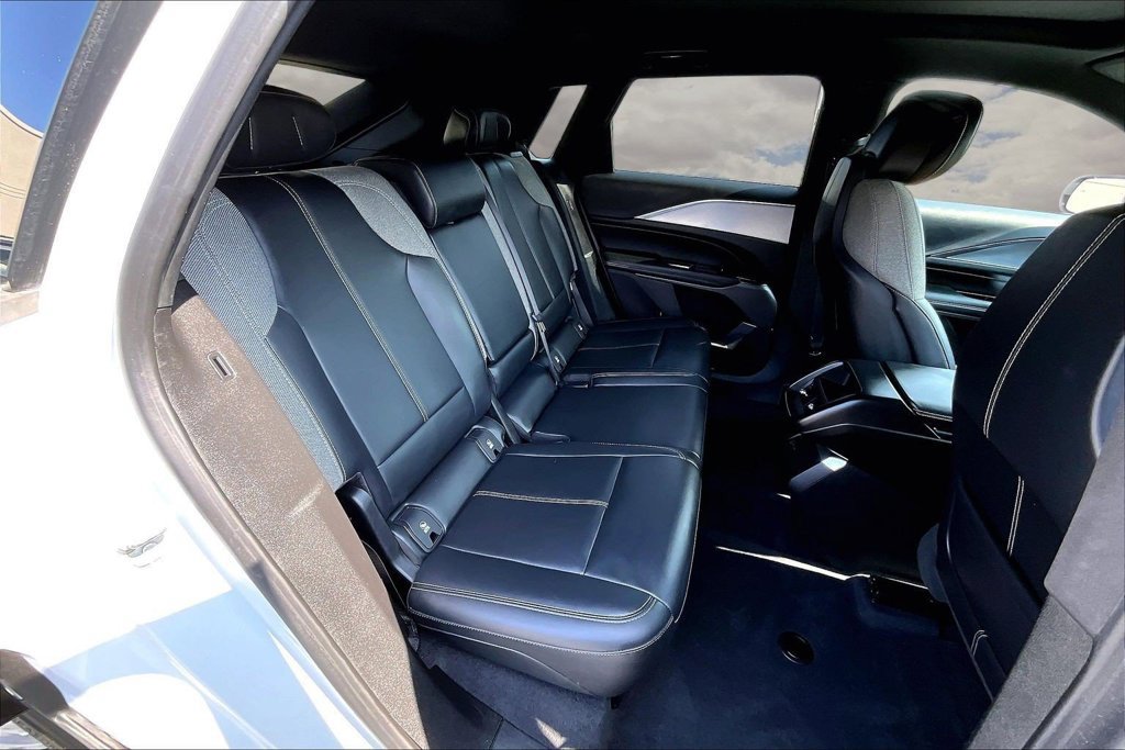Certified 2024 Cadillac Lyriq Tech w/ Driver Assist Package AWD/4WD image 25