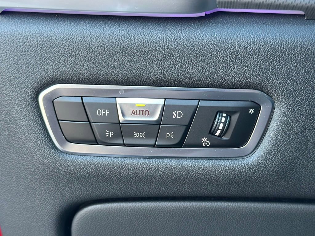 Used 2023 BMW X6 xDrive40i w/ Premium Package image 31